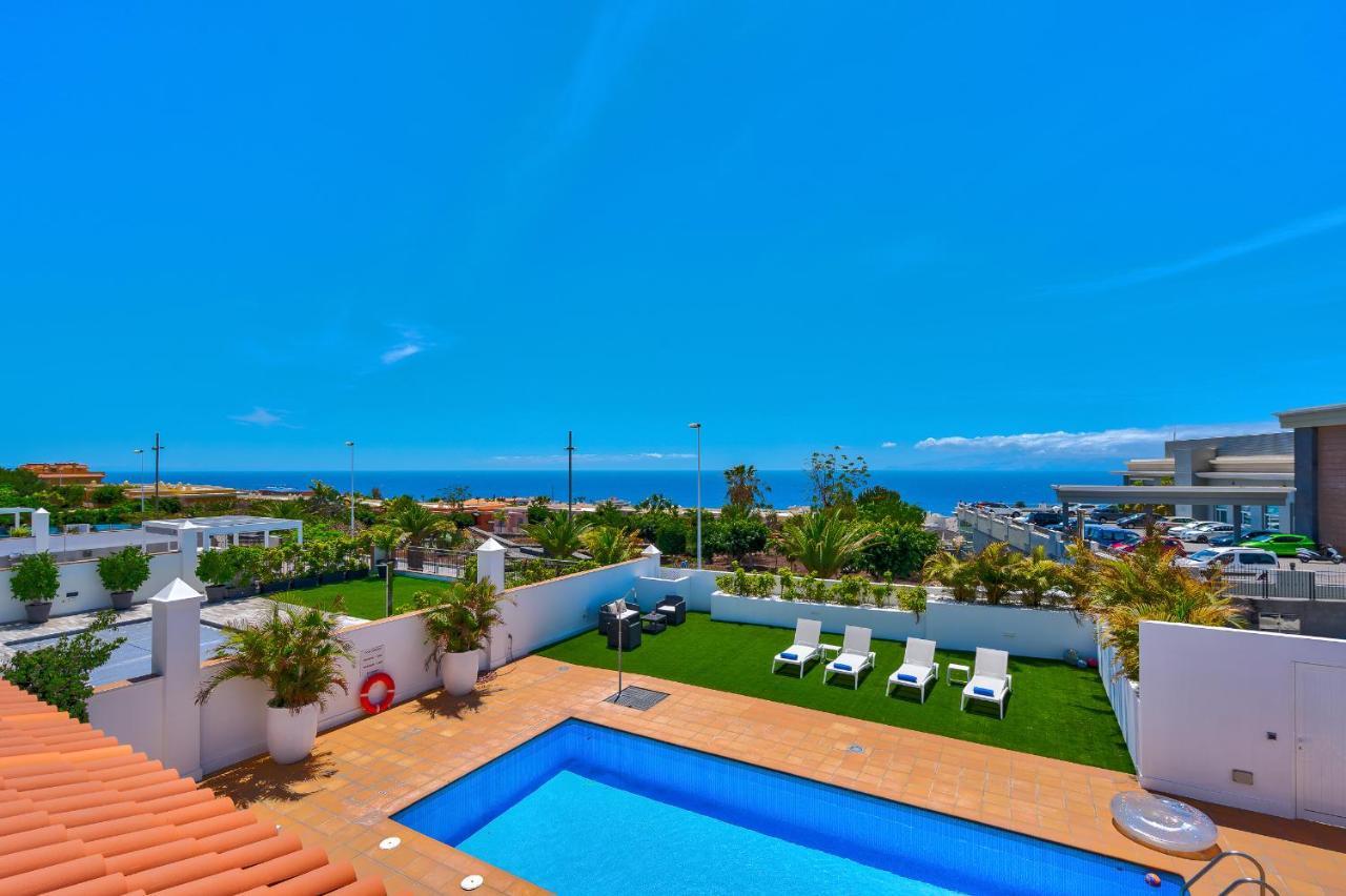 Espectacular Villa Aurora By Paramount Holidays プエルト・デ・サンティアゴ エクステリア 写真