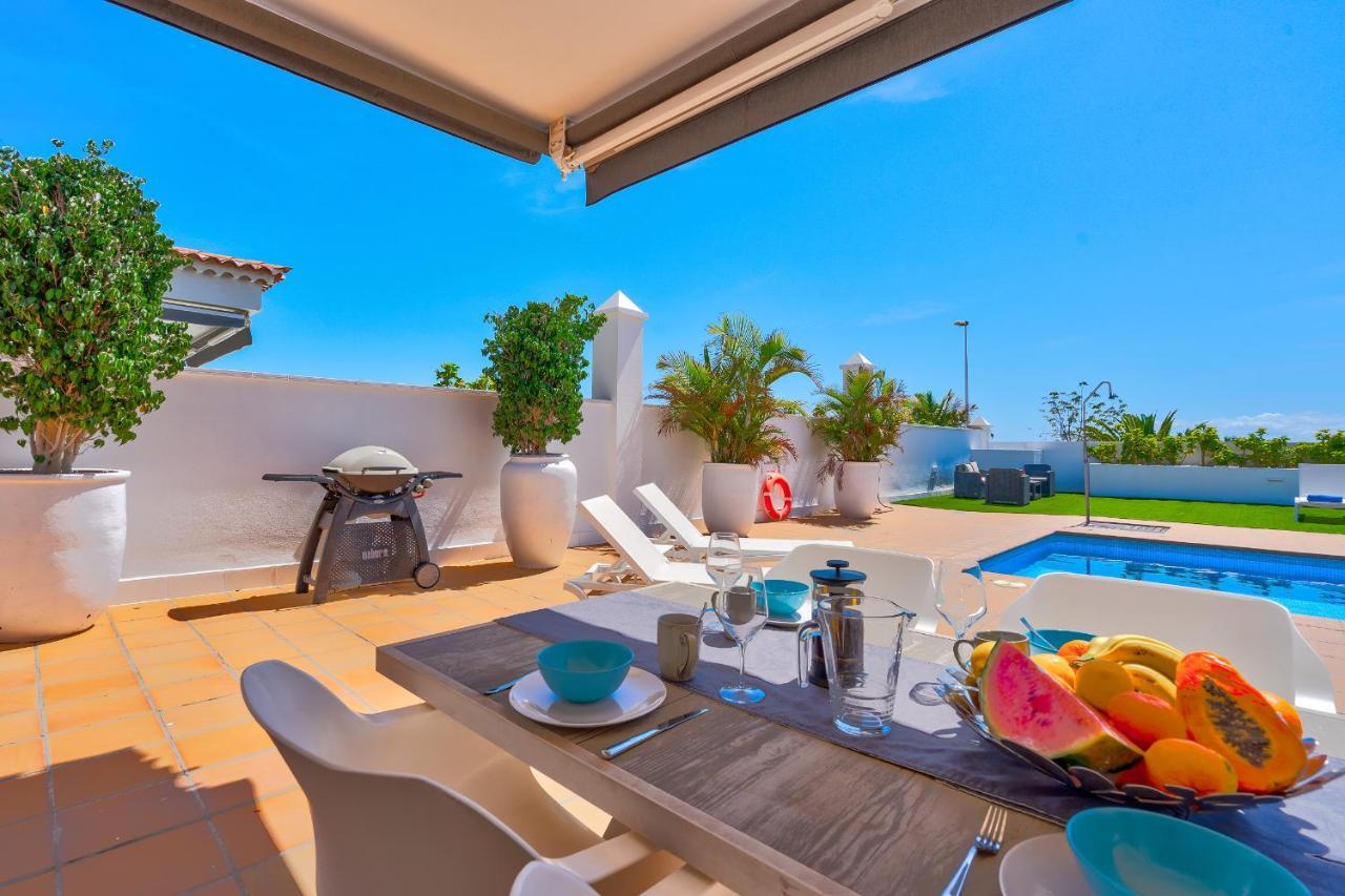 Espectacular Villa Aurora By Paramount Holidays プエルト・デ・サンティアゴ エクステリア 写真
